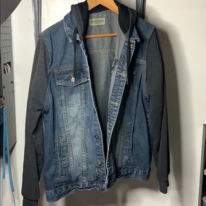 Mens jean hoodie with lined sleeves and hood.
